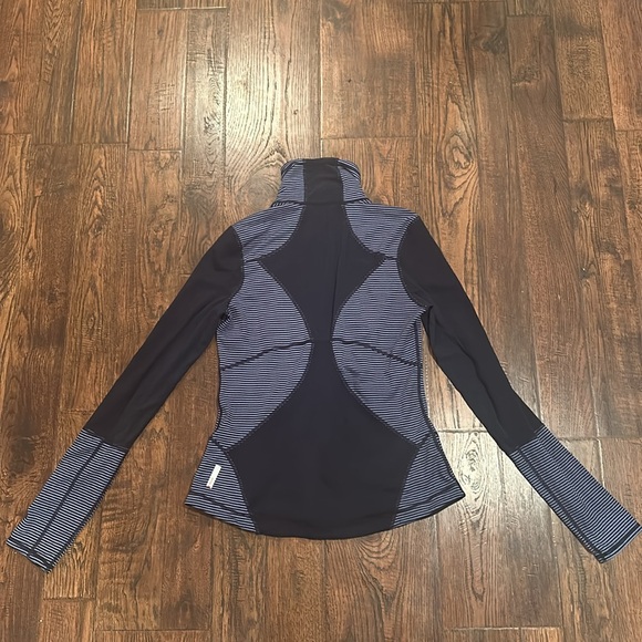 Zella Jacket - Picture 5 of 6